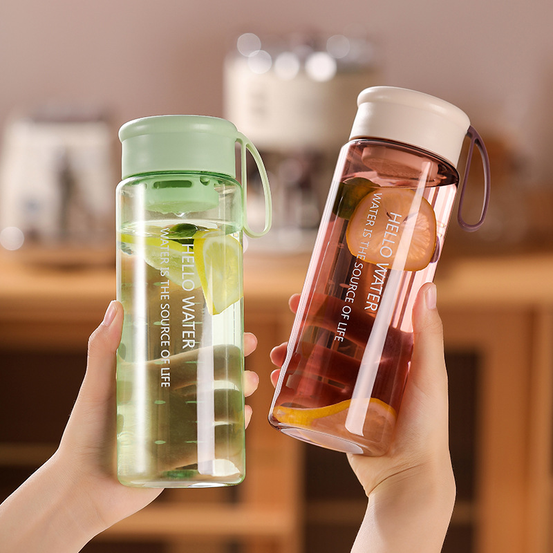 Sports Equipment Advertisement - 600ml 단층 플라스틱 컵, 차 분리형,