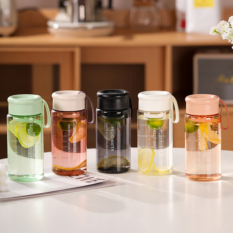 600ml 단층 플라스틱 컵, 차 분리형, 새지 않는  - Sports Equipment Advertisement 리뷰 및 가격